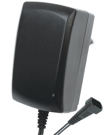 home Adapter 2250 mA, 3-12 V, sa više priključaka - MW MD25