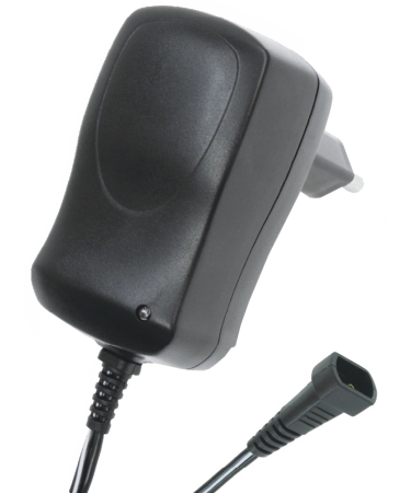 home Adapter, 3-12 V, sa više priključaka - MW MA06N