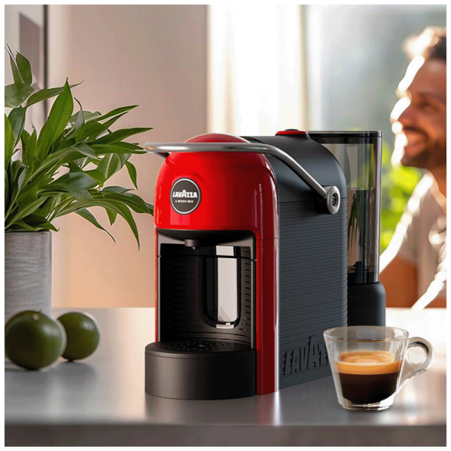 Lavazza Aparat za espresso kafu, 1250W, A Modo Mio - LM Jolie, Red - Image 3